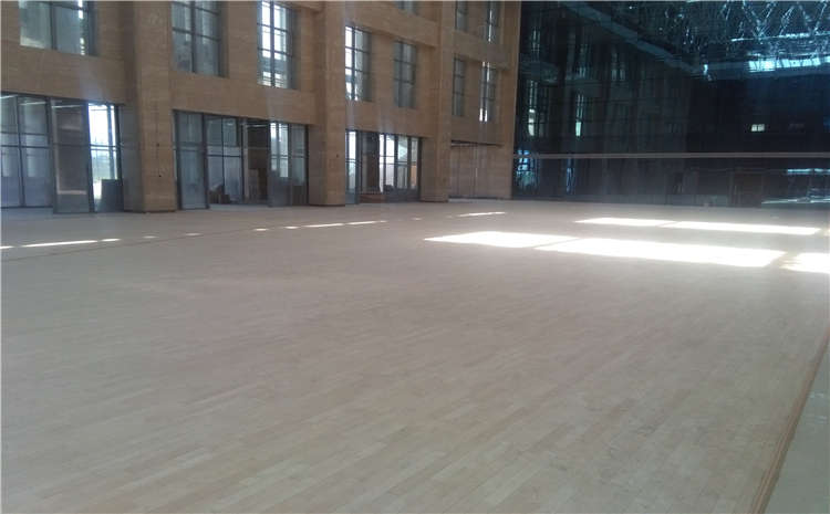 北京楓樺木運(yùn)動(dòng)木地板圖片